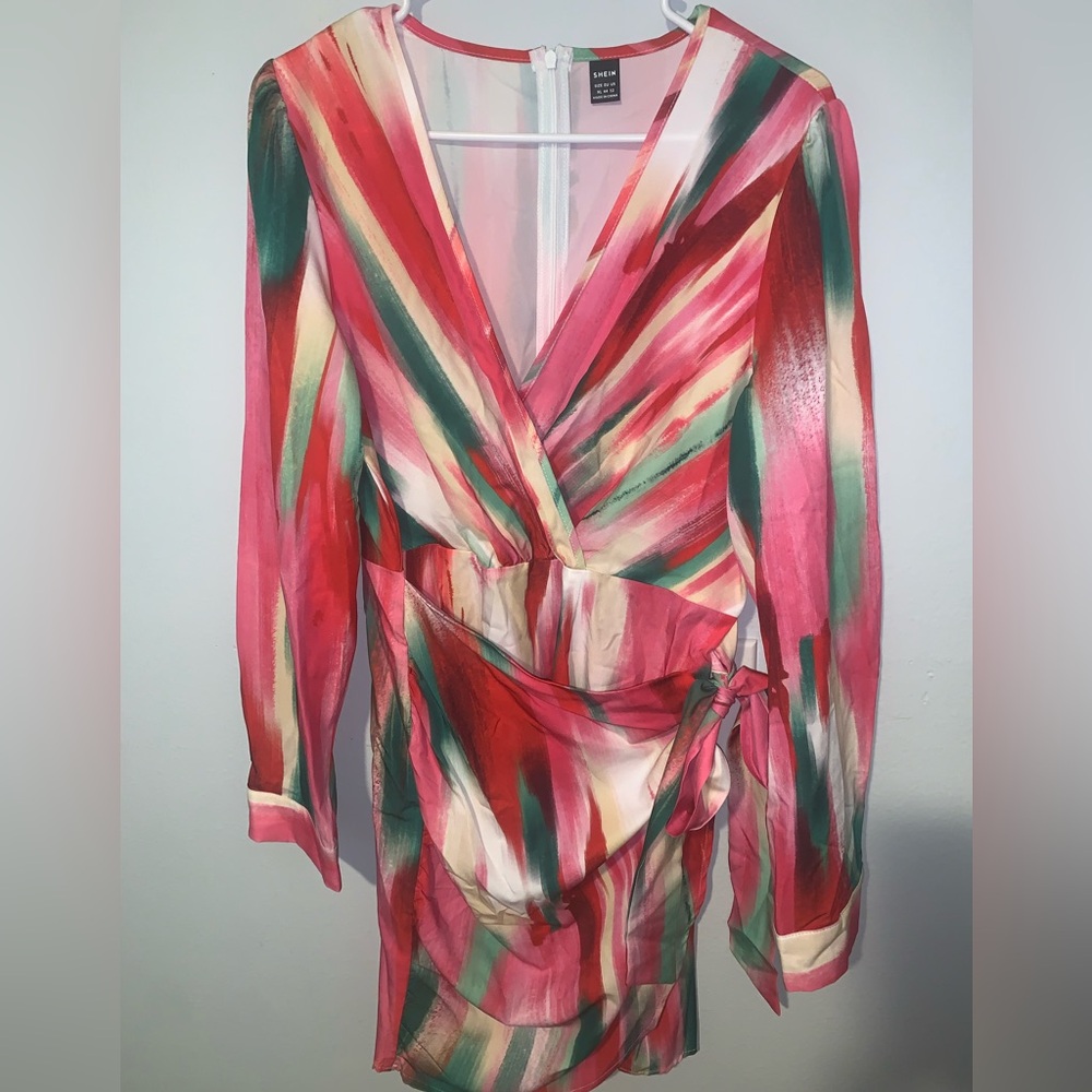 Clasi Cross Dress With Brush Print With Side Knot